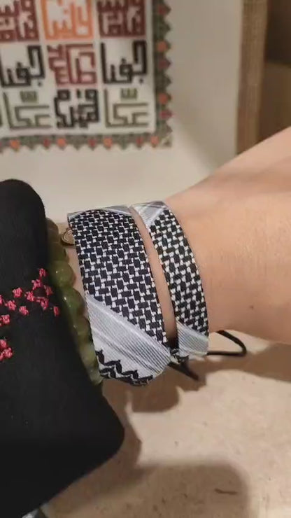 Fabric bracelet with keffiyeh motif