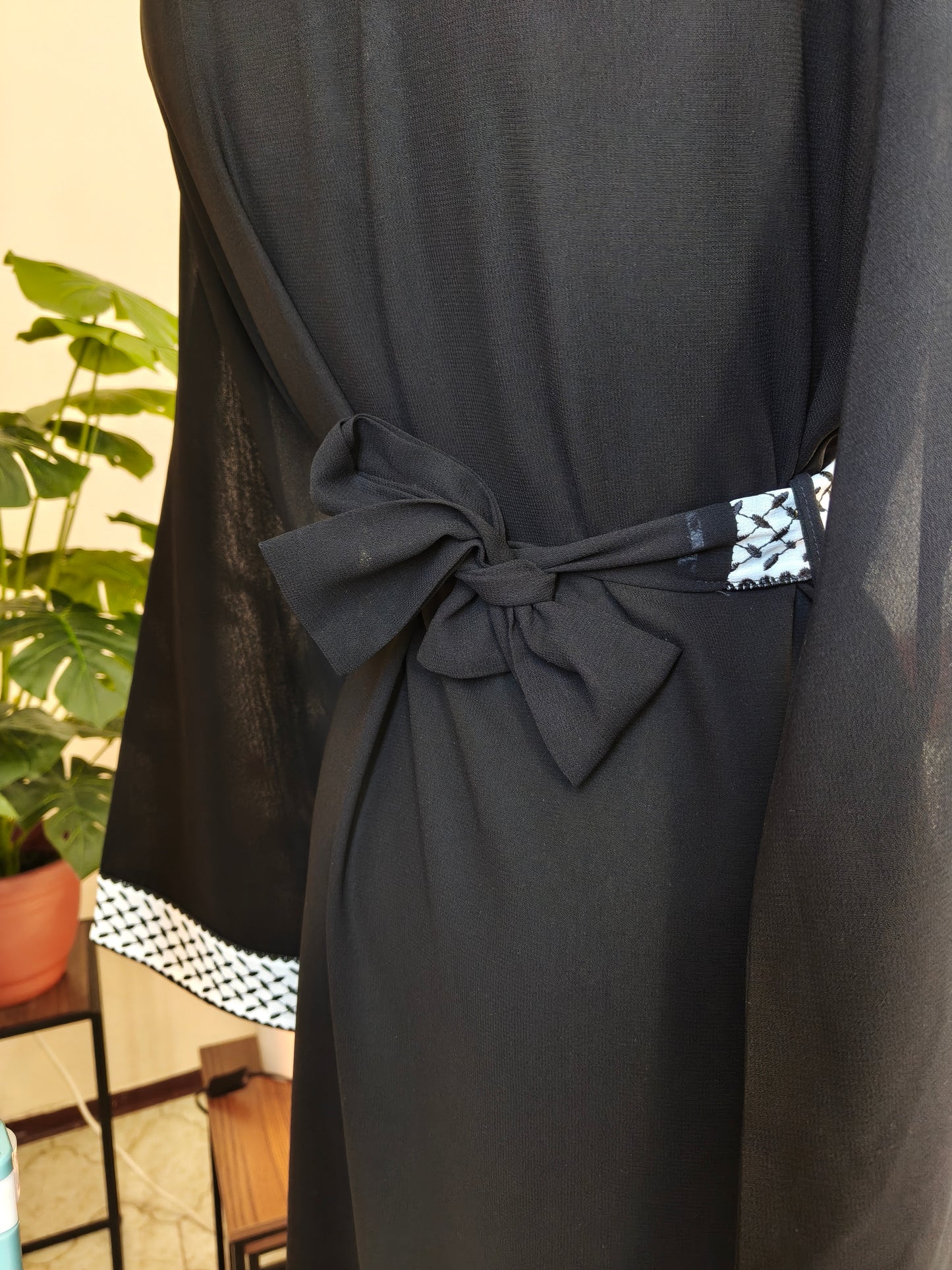 Kimono con ricamo kefiah