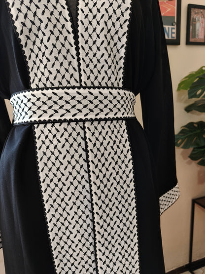 Kimono con ricamo kefiah