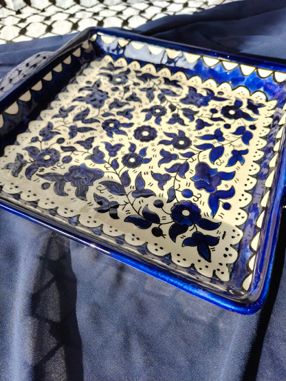 Vassoio quadrato con manici