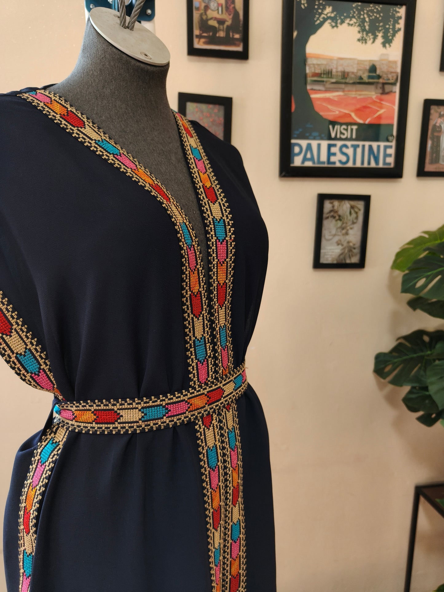 Gilet lungo tatreez colorato