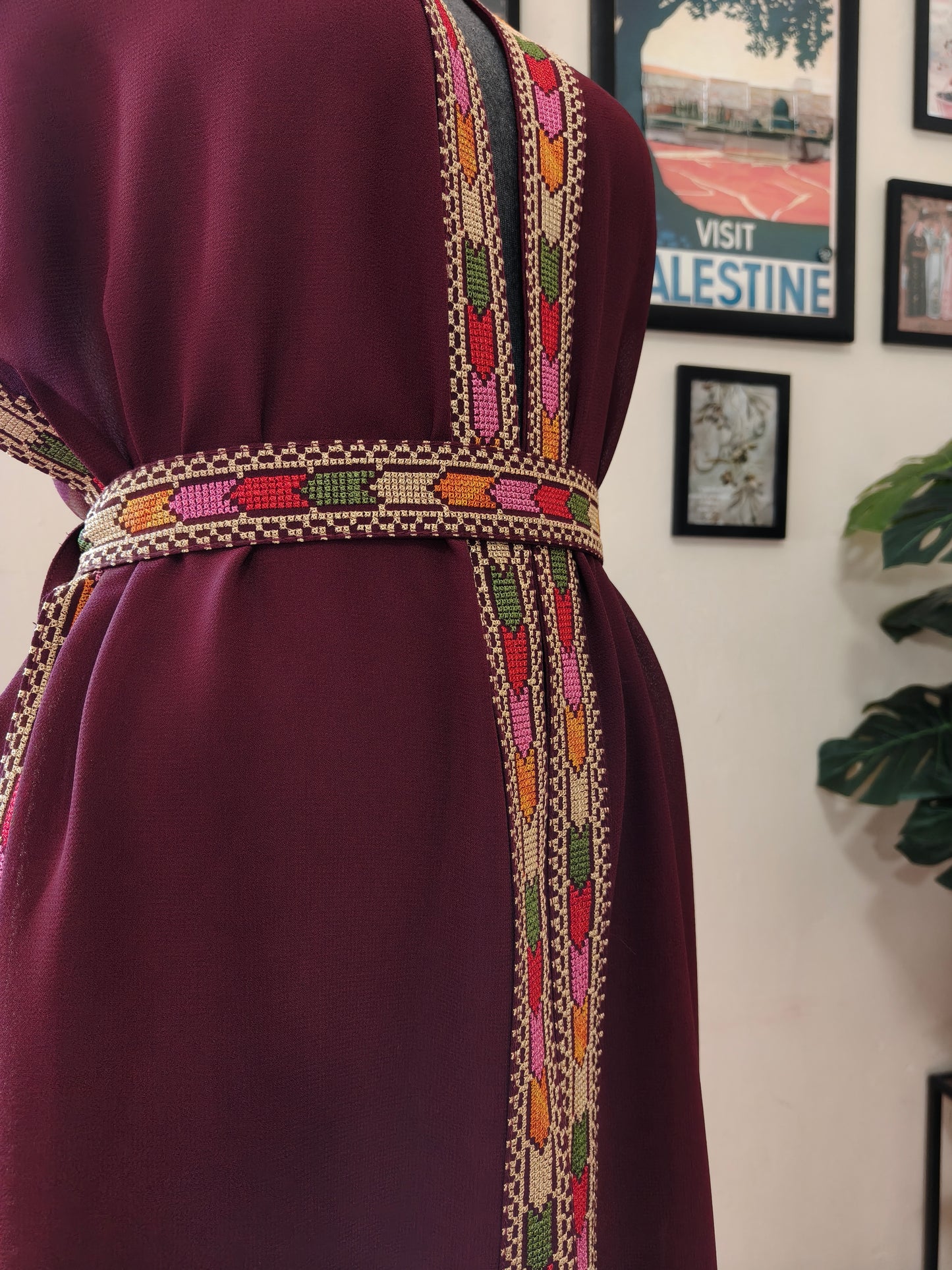 Gilet lungo tatreez colorato