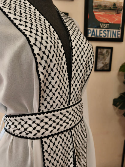 Kimono con ricamo kefiah