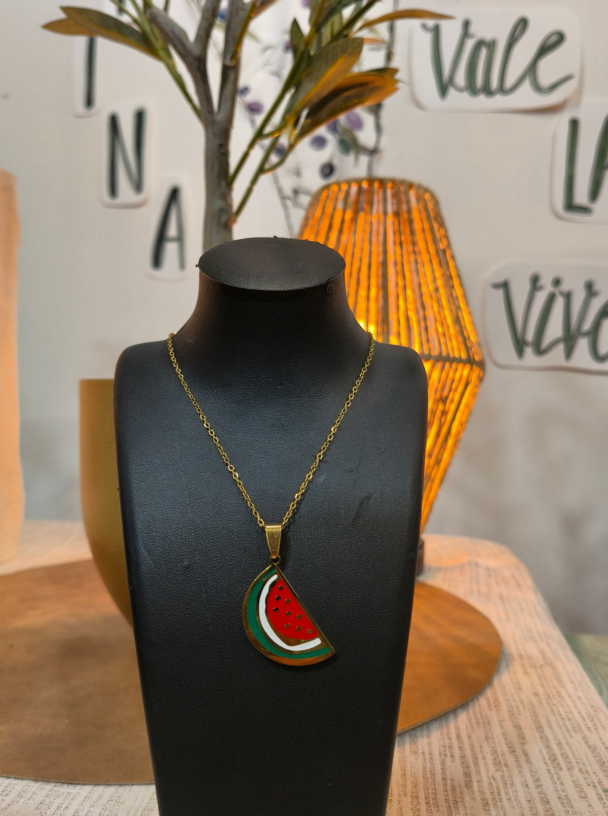 Collana con spicchio anguria