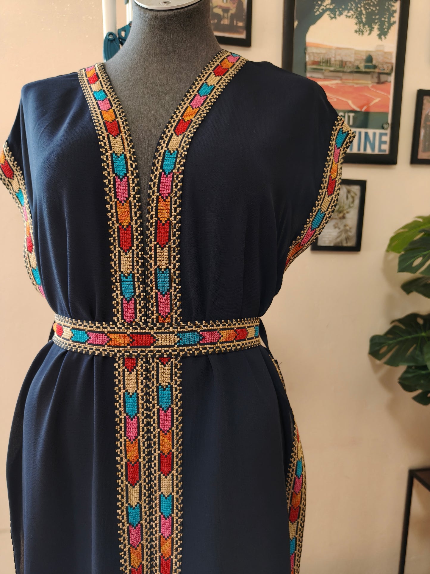 Gilet lungo tatreez colorato