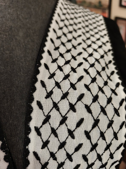 Kimono con ricamo kefiah