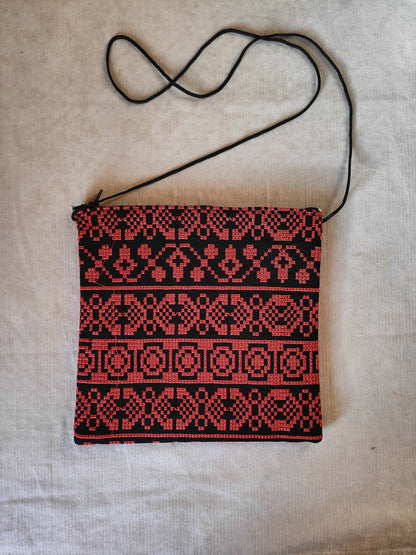 Tatreez zip-up pouch