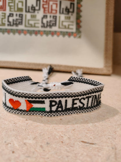 Fabric bracelet with keffiyeh motif