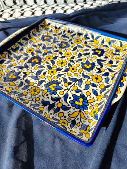 Vassoio quadrato con manici